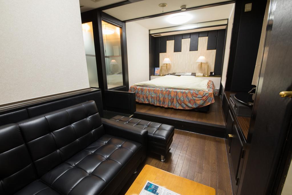 Hotel Candy Hall (Adults Only) Osaka Eksteriør billede