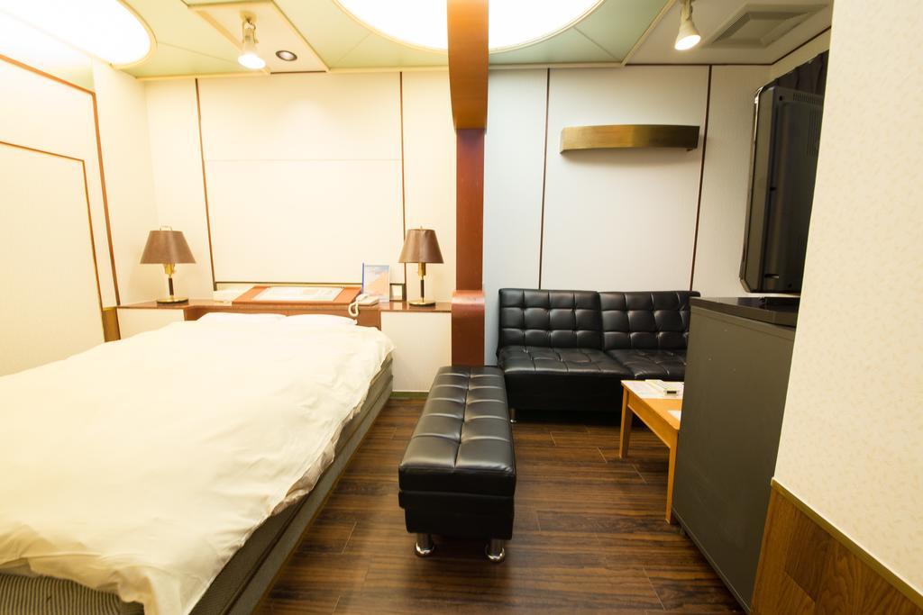 Hotel Candy Hall (Adults Only) Osaka Eksteriør billede