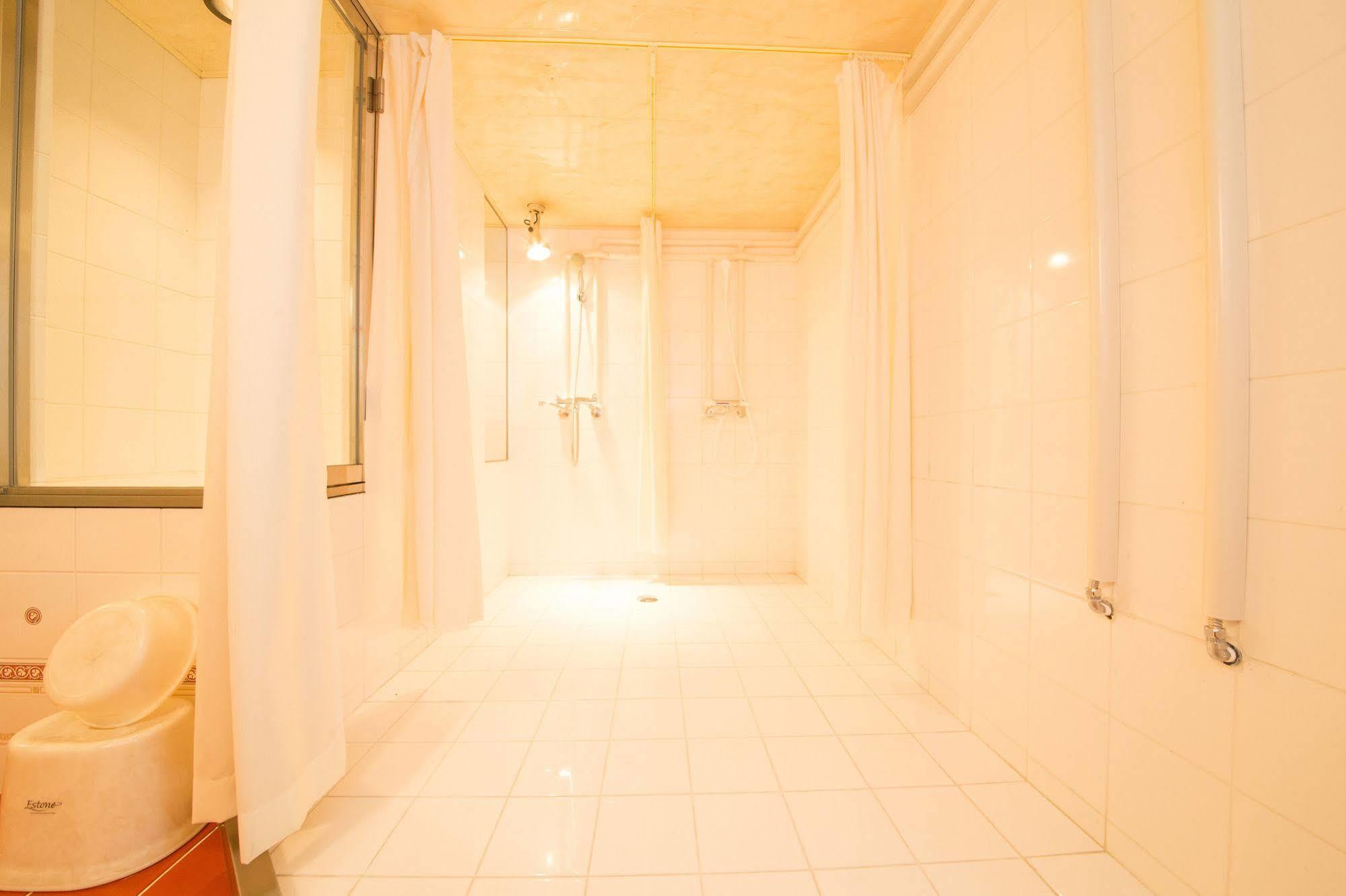 Hotel Candy Hall (Adults Only) Osaka Eksteriør billede