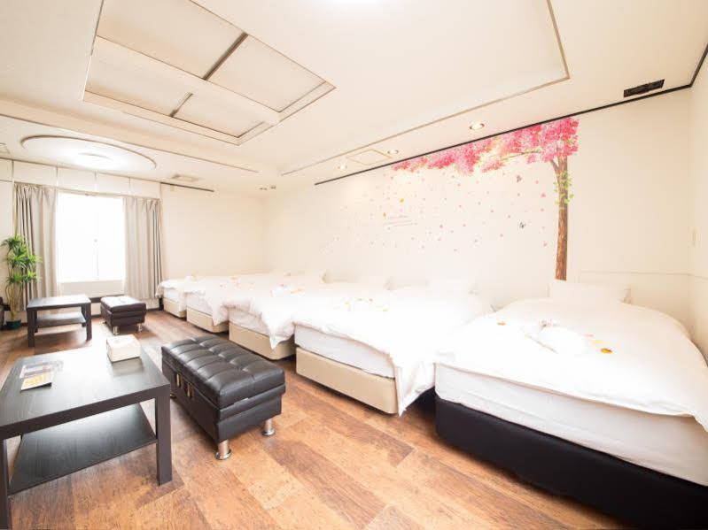Hotel Candy Hall (Adults Only) Osaka Eksteriør billede